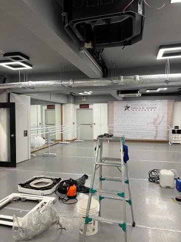 輝煌冷氣工程有限公司 - 