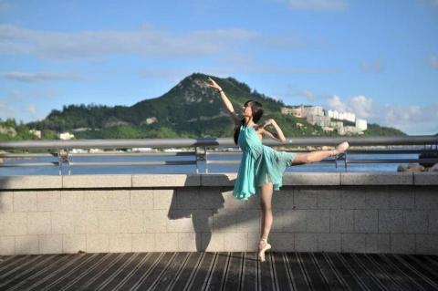 Crystal Ku -  Crystal Ku -