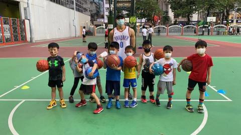 Kids Universe basketball acade - 