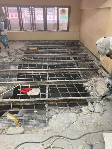 均輝清拆工程公司 - 清拆僭建物