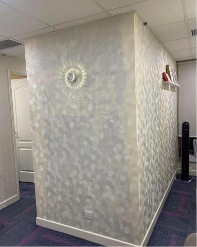 煌城裝修工程公司 - 美容中心牆紙翻新工程～