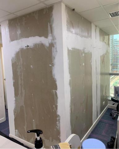 煌城裝修工程公司 - 美容中心牆紙翻新工程～