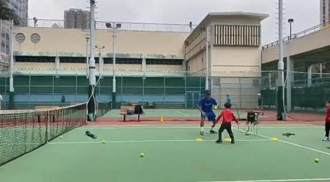 USPTA, ATPCA 持牌網球教練 黎sir -  USPTA, ATPCA 持牌網球教練 黎sir -