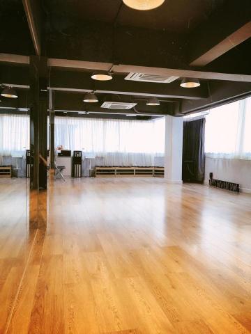 Shirley Huang Dance School - 