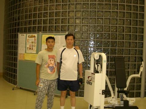 FONG PAK WING (joe sir) - 右面係我健身的學生 FONG PAK WING (joe sir) - 右面係我健身的學生