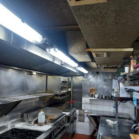 小友晴仔 - 更換防水照明 小友晴仔 - 更換防水照明