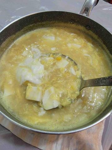 蘇菲 - 豆腐玉米羹