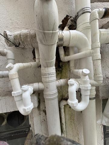 李偉華 - 外牆喉管更新