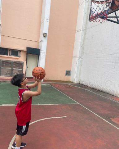 Khris - 1對1教學糾正籃球射姿 Khris - 1對1教學糾正籃球射姿