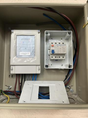 零一機電工程有限公司 - 商廈電車充電器安裝及掛錶 零一機電工程有限公司 - 商廈電車充電器安裝及掛錶