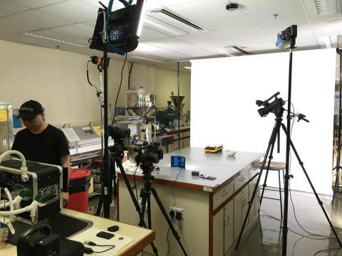 CANTONBROS - Laboratory Demonstration Video Shooting