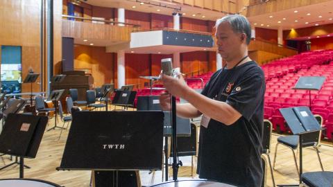 CANTONBROS - Multi Sound Sources Recording for Post-Video Production;  https://vimeo.com/carsontam/hkos-60th-anniversary-02