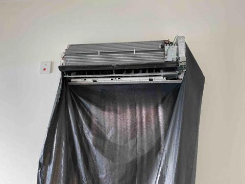 安利冷氣冷凍工程有限公司 -  正規清洗冷氣，無人在場都可以提供照片清洗過程照片