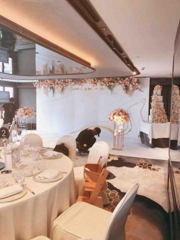 blue h. - Wedding decoration service