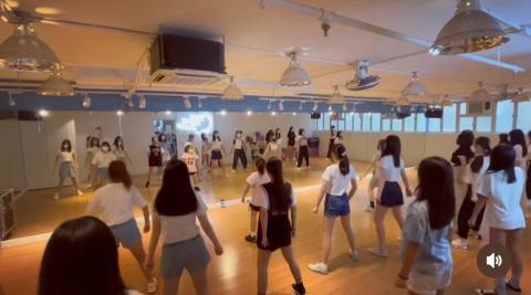 Miss Leung -  Miss Leung -