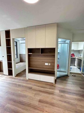 領新工程有限公司 - 