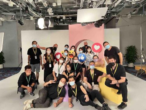 MULTITASKER MEDIA - Facebook Online Forum Production 