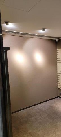 楊沃文 - 寫字樓  更換招牌位牆紙