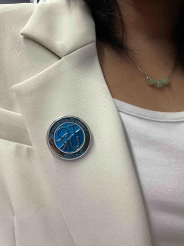 提供我係小編服務的專家Yanice