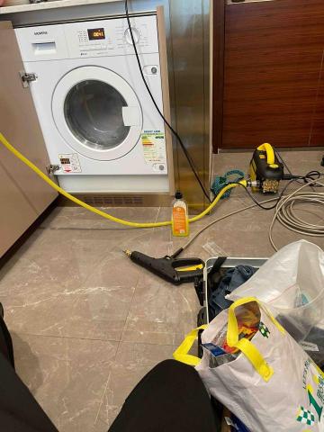 陳師傅 - 準備清洗 陳師傅 - 準備清洗