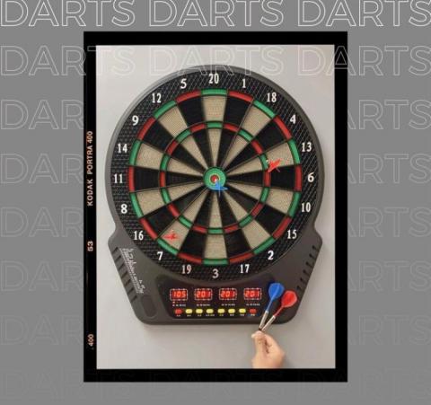 WhitePartyRoom - 飛鏢機