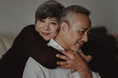 Gavin Yim - 家庭攝影 
2小時拍攝 
80張調色照片 
10張皮膚精修 
送一幅A3木框油畫 Gavin Yim - 家庭攝影 
2小時拍攝 
80張調色照片 
10張皮膚精修 
送一幅A3木框油畫