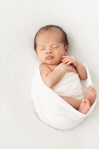 Manji So Photography - Newborn