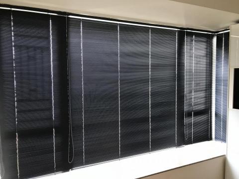 雅麗布簾公司 - 百葉簾