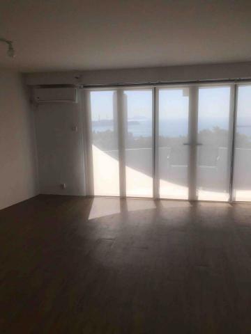 Wai Lok Fung - 透光捲簾安裝