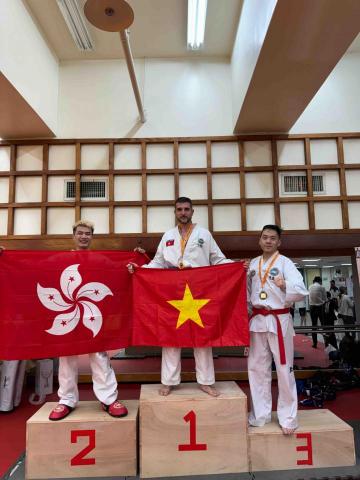 Yuk Ming Lau - 出國比賽 Yuk Ming Lau - 出國比賽