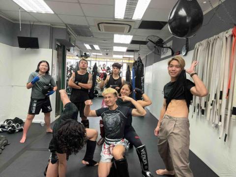 Yuk Ming Lau - 團體堂 Yuk Ming Lau - 團體堂