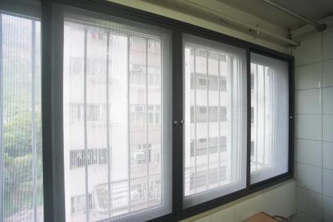 Mark Wong - 窗網安裝