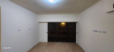 甲殼類大頭呆 - 苗栗縣竹南鎮，社區：La More 油漆完成品