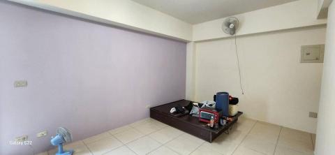 甲殼類大頭呆 - 新竹縣新豐鄉，社區：理想國，全室乳膠漆跳色