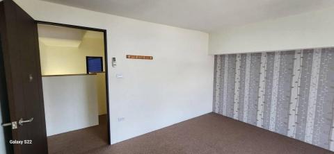 甲殼類大頭呆 - 苗栗縣竹南鎮，社區：La More，乳膠漆+壁紙清除+清運，施工前