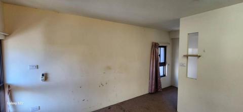 甲殼類大頭呆 - 苗栗縣竹南鎮，社區：La More，乳膠漆+壁紙清除+清運，施工前