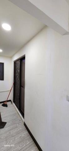 甲殼類大頭呆 - 苗栗縣竹南鎮，社區：La More，乳膠漆+壁紙清除+清運+局部批土，施工中