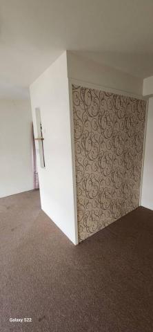 甲殼類大頭呆 - 苗栗縣竹南鎮，社區：La More，乳膠漆+壁紙清除+清運+局部批土，施工中