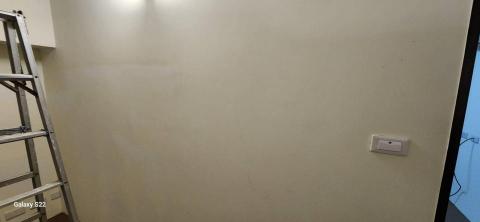 甲殼類大頭呆 - 苗栗縣竹南鎮，社區：La More，乳膠漆+壁紙清除+清運+局部批土，施工中