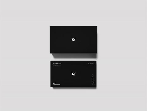 Wing Design - 卡片設計：為高端太陽眼鏡品牌Chiaro設計卡片，專注於吸引時尚前衛的千禧一代客群。
