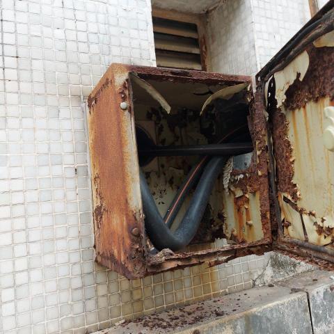 傑師兄 - 更換配電箱