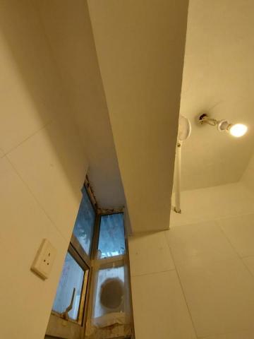 傑師兄 - 天花防水+修補+油漆＆牆身修茸+鋪磚工程