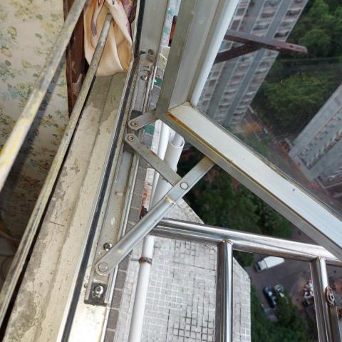 傑師兄 - 驗窗＆修茸