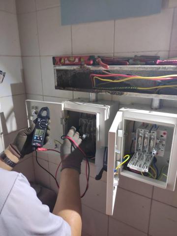 傑師兄 - 更換配電箱