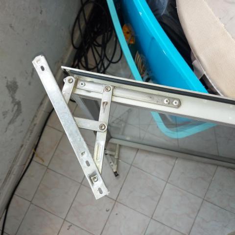 傑師兄 - 驗窗＆修茸