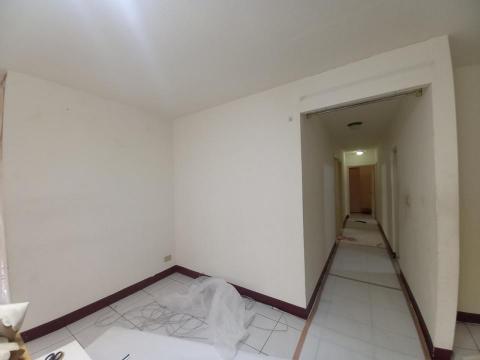 甲殼類大頭呆 - 新竹市，全室不含天花板乳膠漆，社區：工研雙星，施工前