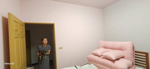 甲殼類大頭呆 - 新竹市東區，社區名稱：比利弗山莊 乳膠漆+拆除壁紙 施工前