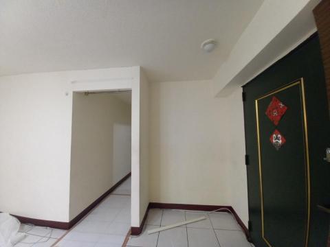 甲殼類大頭呆 - 新竹市，全室不含天花板乳膠漆，社區：工研雙星，施工前