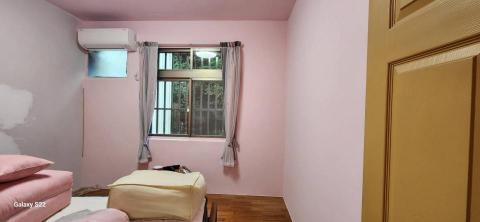 甲殼類大頭呆 - 新竹市東區，社區名稱：比利弗山莊 乳膠漆+拆除壁紙 施工前