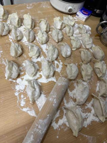 TK - 酸菜豬肉水餃